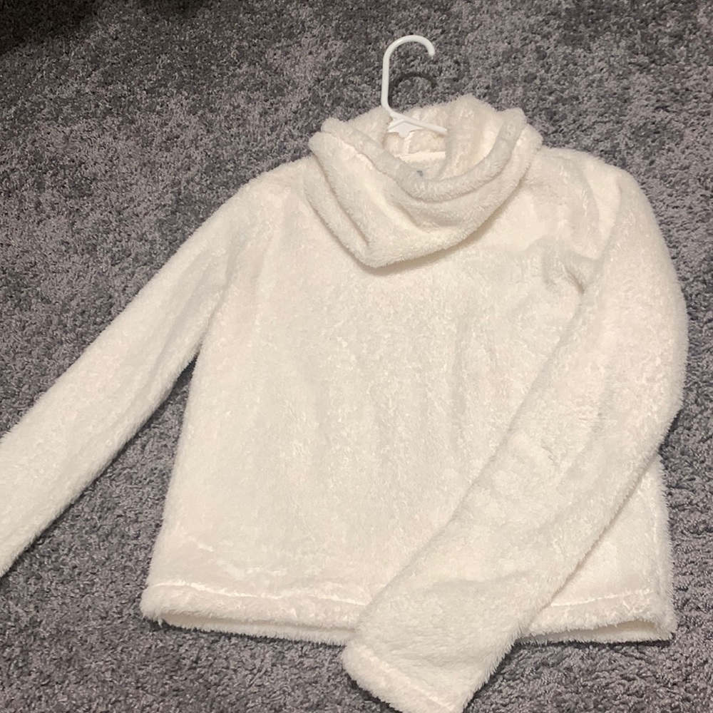 Aerie sherpa turtleneck sweater
